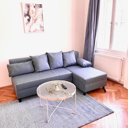 Brand New Spacious & Stylish Aptmt In City-Centre Wiedeń Zewnętrze zdjęcie